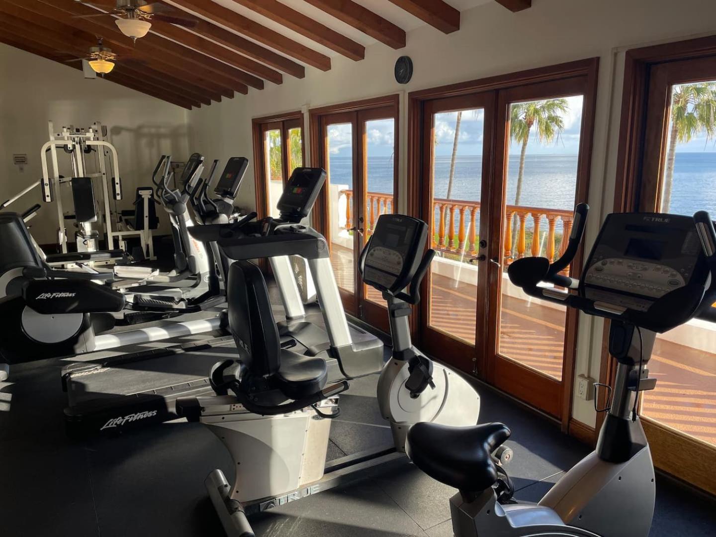 Catalina Island Getaway With 6 Seat Golf Cart Ac Apartamento Avalon Exterior foto